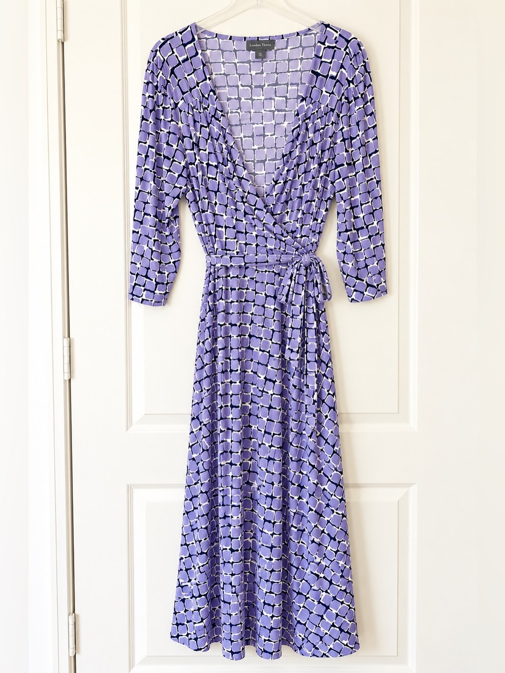 Apt. 9 Woman 1X Lavender/ Soft Purple Geometric Faux Wrap Midi Dress 3/4 Sleeve